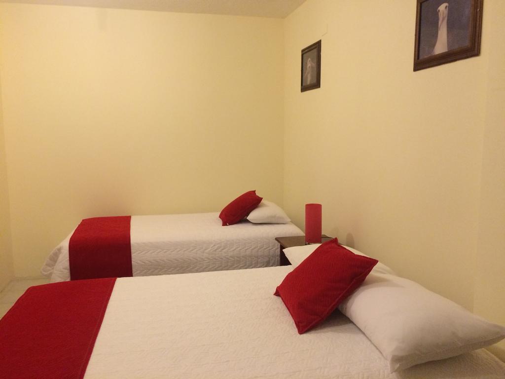 Hotel Red Booby Пуерто Айора Екстериор снимка