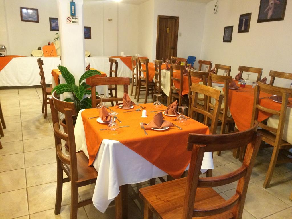 Hotel Red Booby Пуерто Айора Екстериор снимка