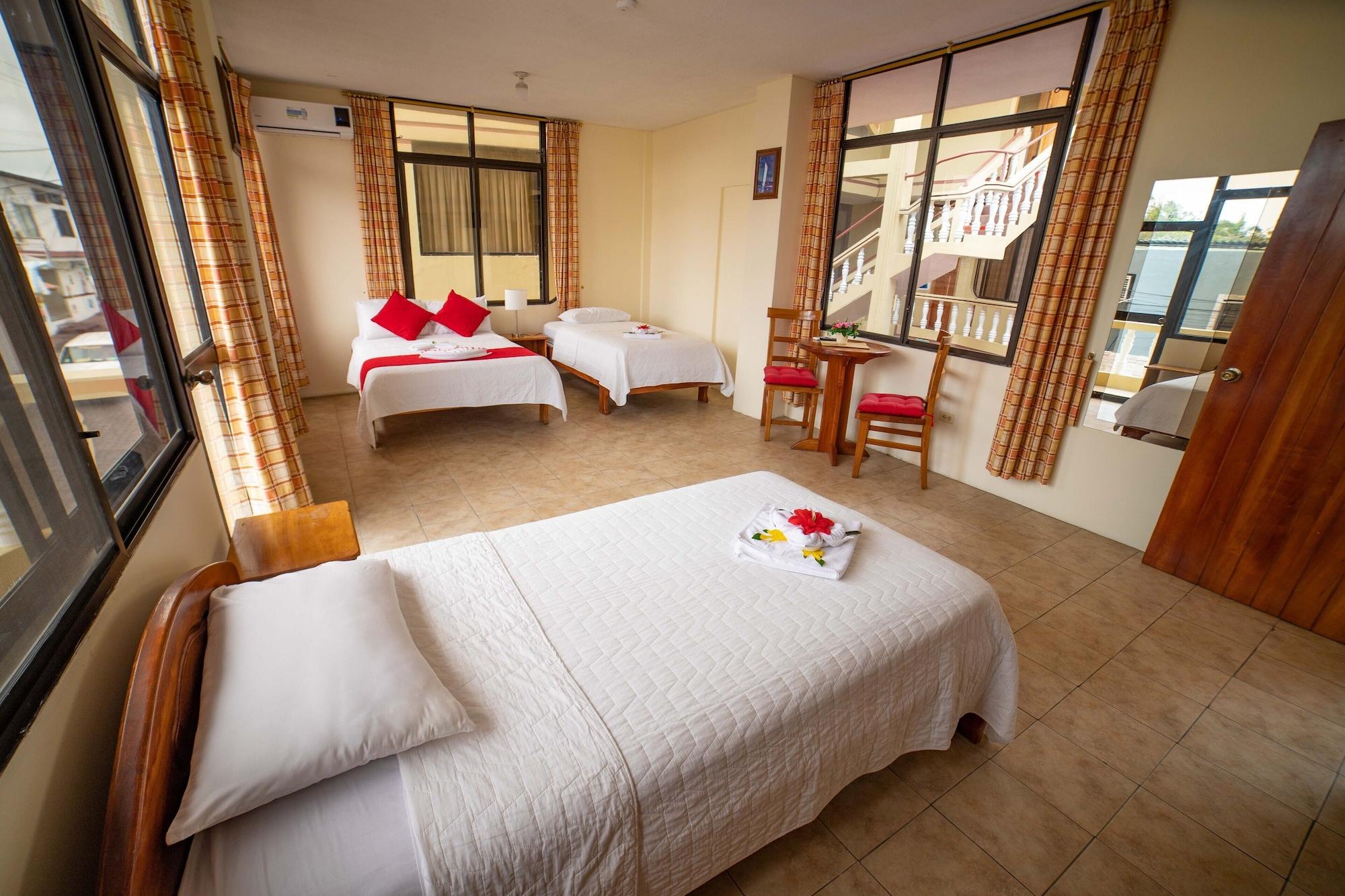 Hotel Red Booby Пуерто Айора Екстериор снимка
