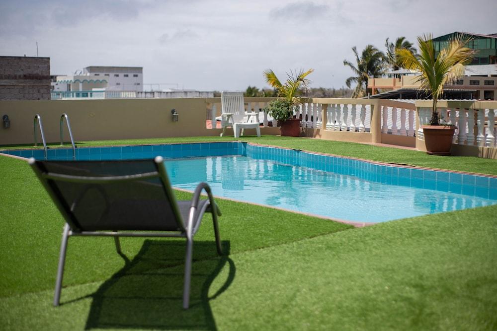 Hotel Red Booby Пуерто Айора Екстериор снимка