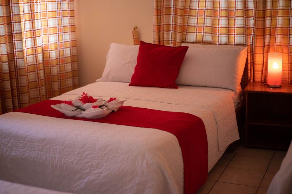Hotel Red Booby Пуерто Айора Екстериор снимка