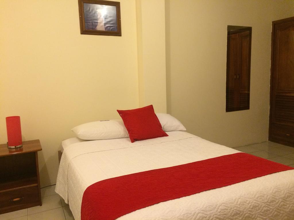 Hotel Red Booby Пуерто Айора Стая снимка