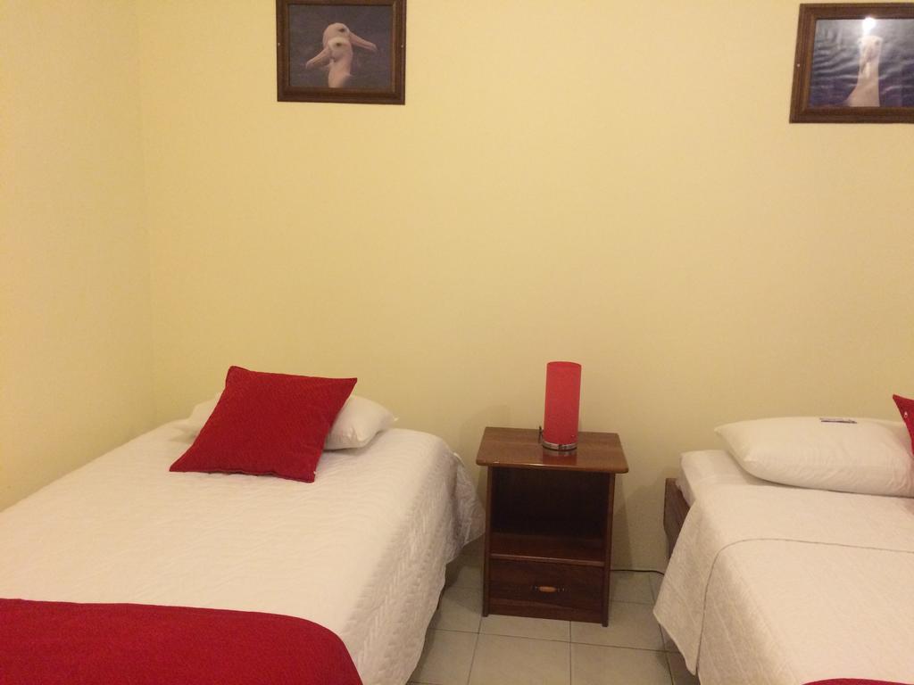 Hotel Red Booby Пуерто Айора Стая снимка